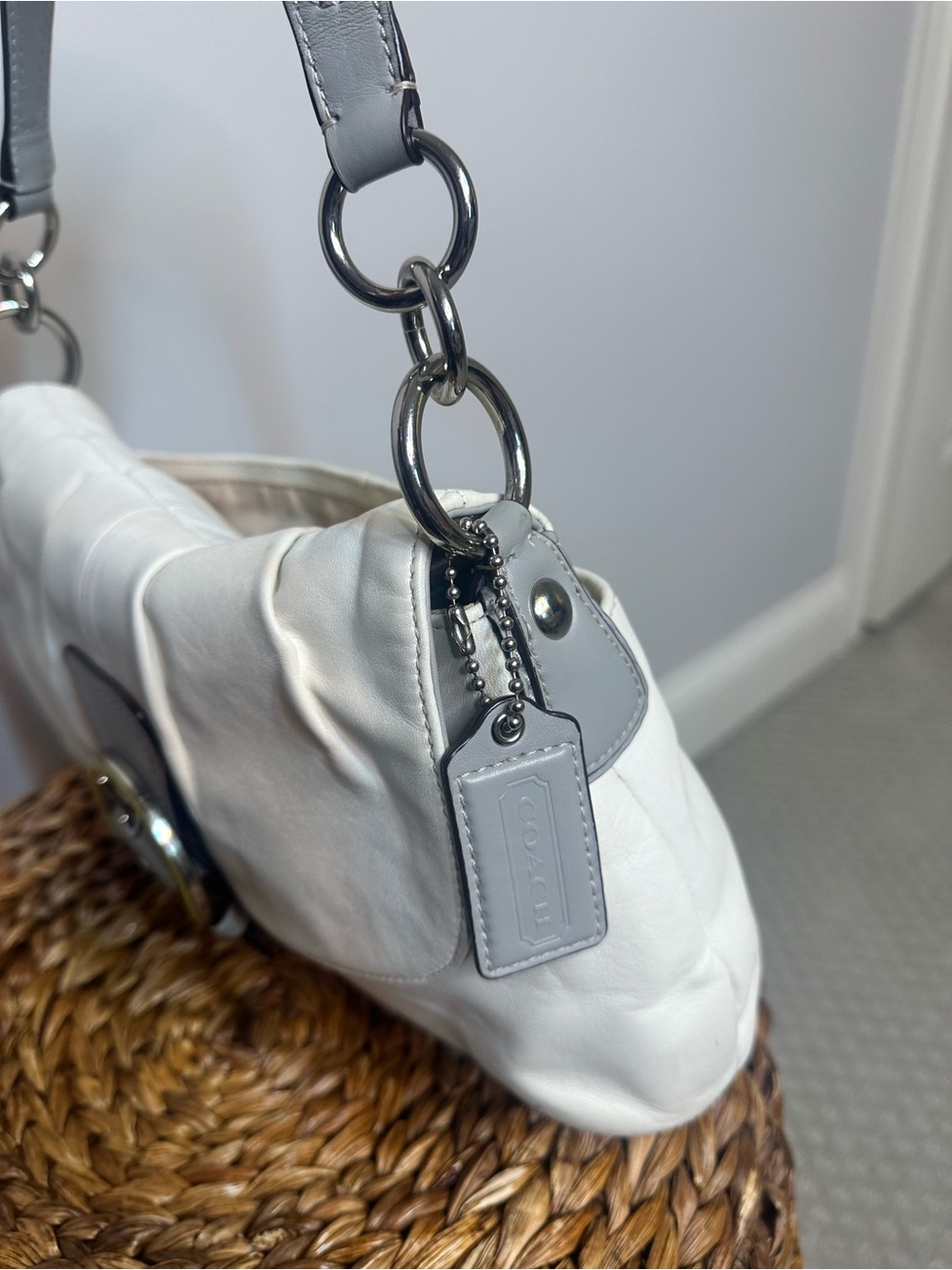 Coach Vintage leather soho White Grey Kristin Pleated Soho Hobo Buckle Bag Y2K - Picture 6 of 12